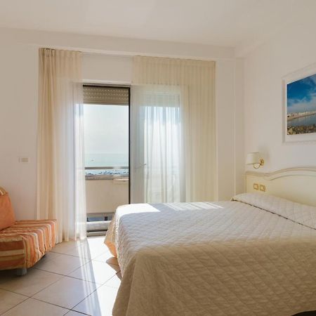 Hotel Acapulco Milano Marittima Extérieur photo