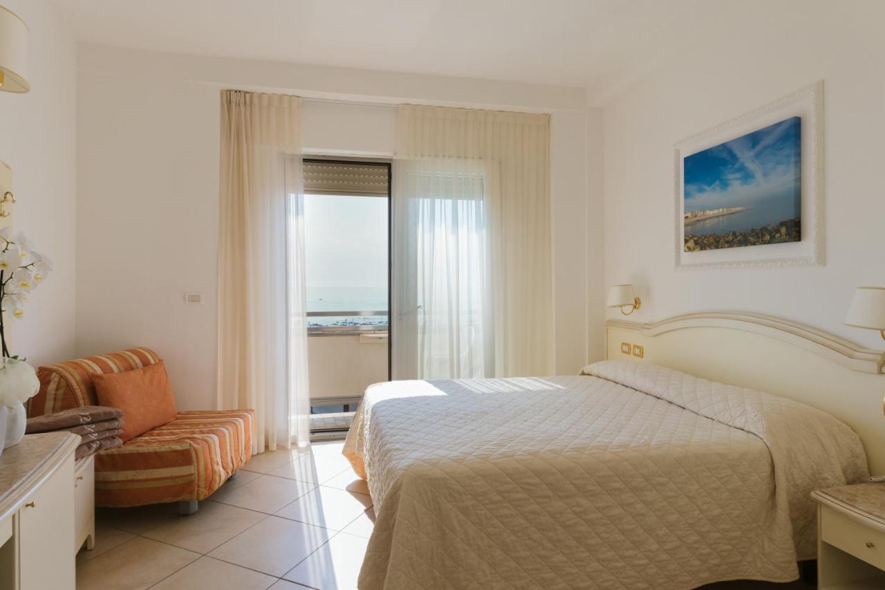 Hotel Acapulco Milano Marittima Extérieur photo