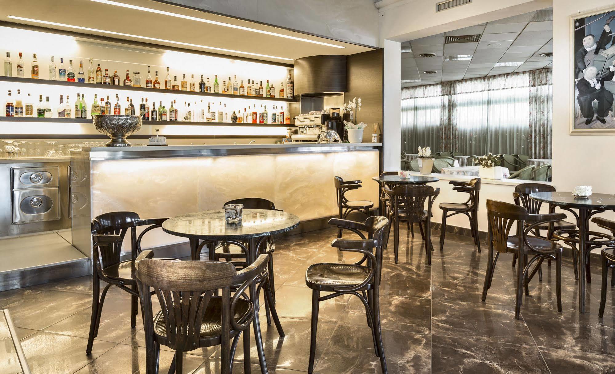 Hotel Acapulco Milano Marittima Extérieur photo